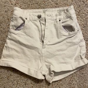 cotton on size US 6 white jean shorts